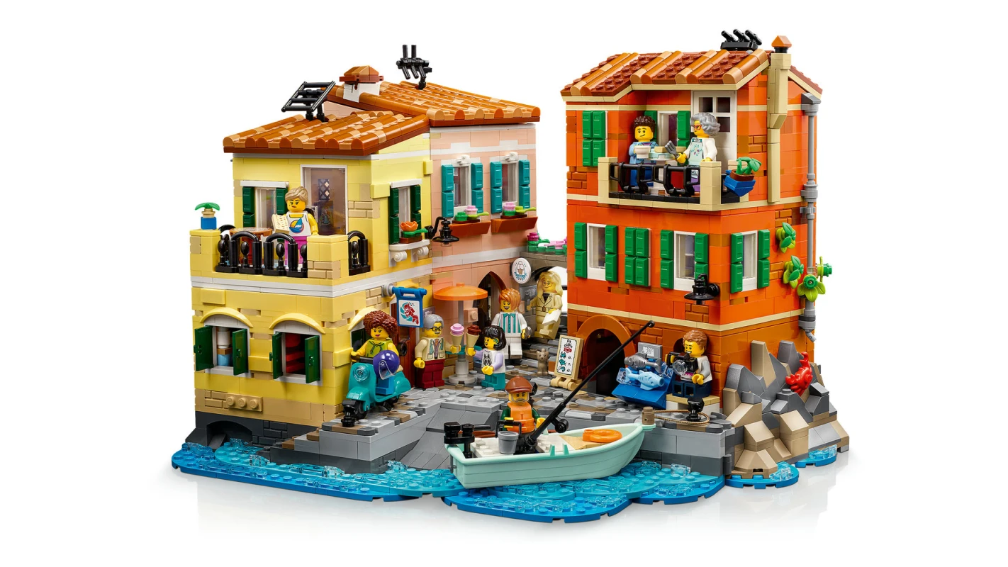 LEGO&reg; 21359 Die Italienische Riviera