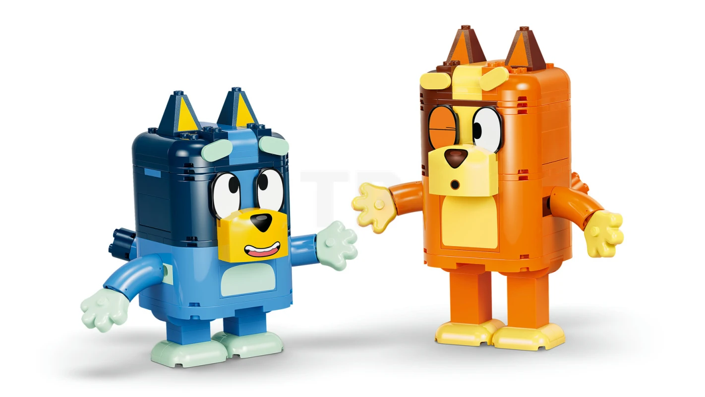 LEGO&reg; 11217 Brick-Built Bluey Family