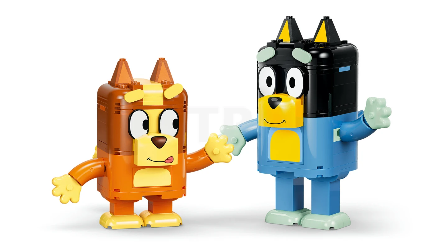 LEGO&reg; 11217 Brick-Built Bluey Family